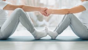 3 esercizi per sciogliere e rinforzare le articolazioni