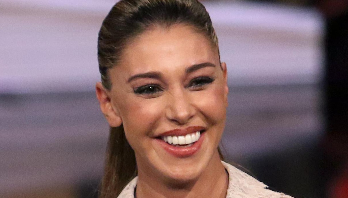 Belen, tra lavoro e allenamenti: è una mamma instancabile