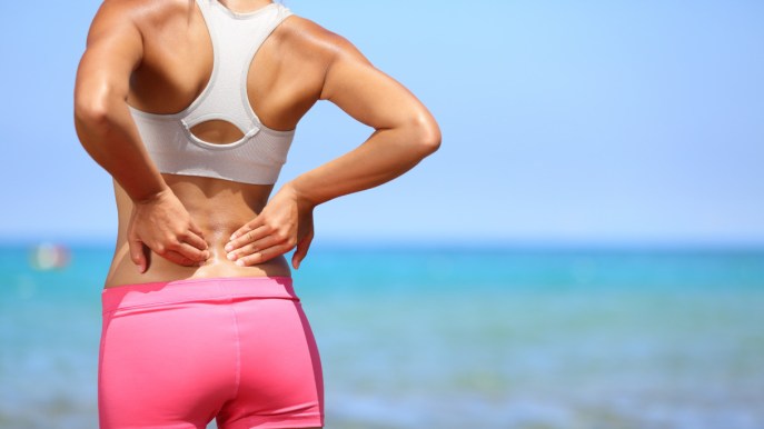 Mal di schiena: 5 esercizi per combattere e prevenire il dolore