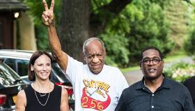 Bill Cosby, annullata la condanna per reati sessuali: l’America si divide