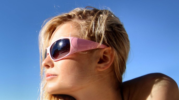 Come proteggere gli occhi in estate e quali sono i rischi