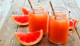 Pompelmo: una spremuta di sostanze preziose per intestino, cuore e cervello