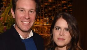 Eugenia di York, il marito Jack Brooksbank paparazzato a Capri con tre donne