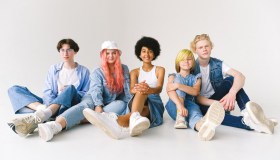 Perché ti vesti sempre uguale? Ecco le ragioni che non ti fanno osare