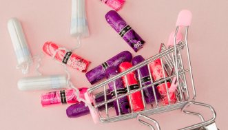 Parlare al telefono con la propria mamma è il rimedio contro la tristezza