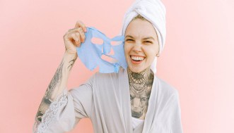 Irritazione post ceretta ai baffetti: scopri come rimediare