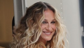 Sex and the City, la foto tra Carrie e Mr. Big ci riporta indietro nel tempo