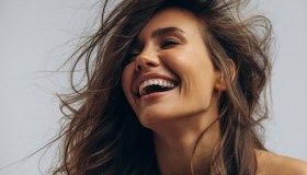 Incarnato perfetto? Con il fondotinta semipermanente BB Glow si può!