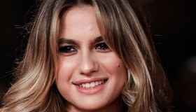 Cristina Marino scherza con Luca Argentero su Instagram e lancia un appello a De Martino