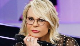 U&D, volano schiaffi in studio: Maria De Filippi censura la puntata