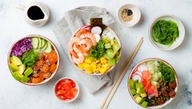Pokè bowl: cos’è, benefici e come si compone