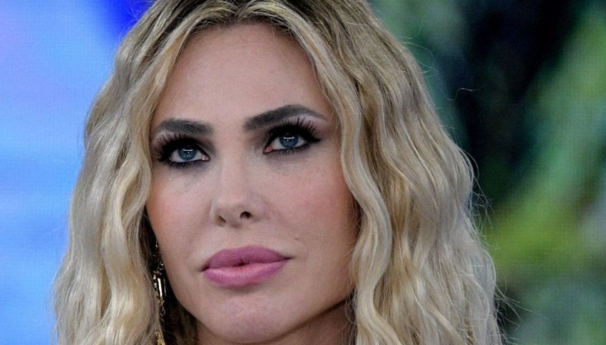 Star in the Star, le celebs ci provano ma la vera stella è l’ironia di Ilary