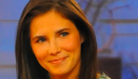 Amanda Knox è diventata mamma: perché ha nascosto la maternità