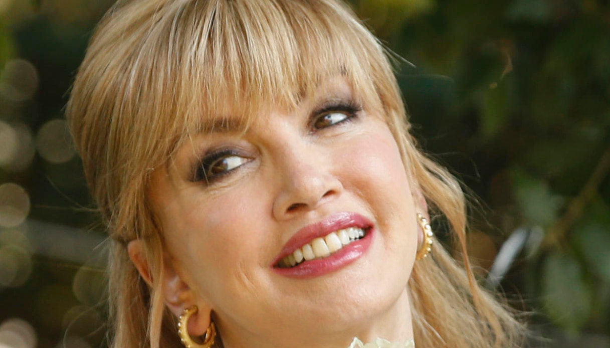 Ballando con le stelle 2021, le 13 coppie da sogno. Chi vincerà per noi