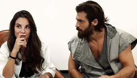 Francesca Chillemi e Can Yaman, il gesto di lei non lascia dubbi