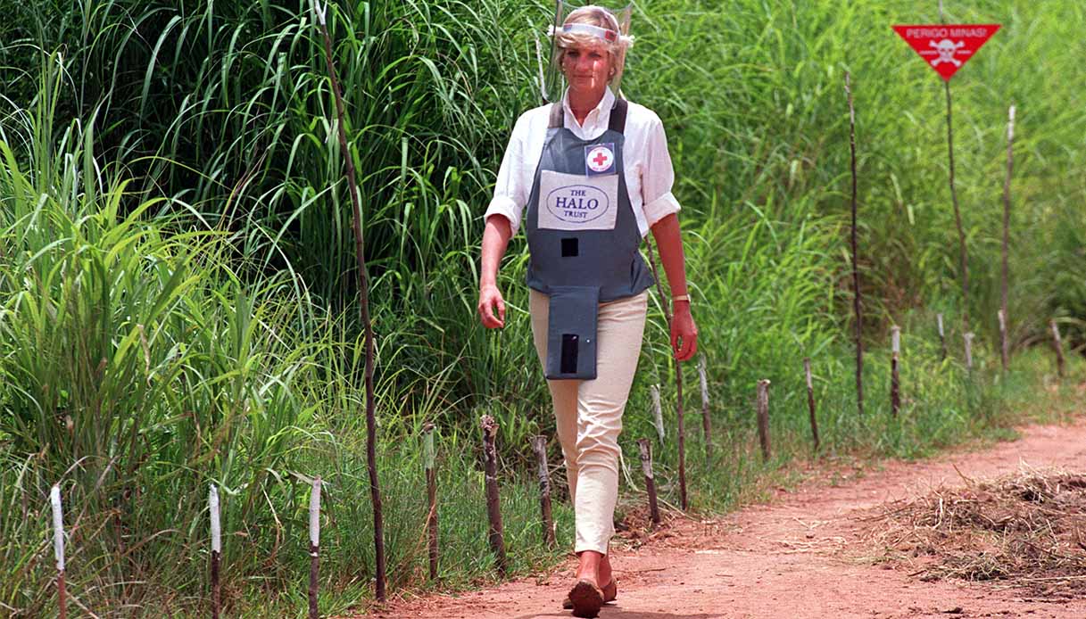 Lady Diana in Angola