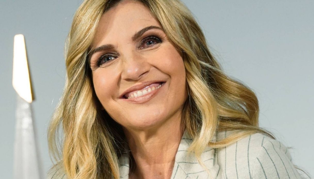 Verissimo, Lorella festeggia 30 anni di matrimonio: i ricordi speciali