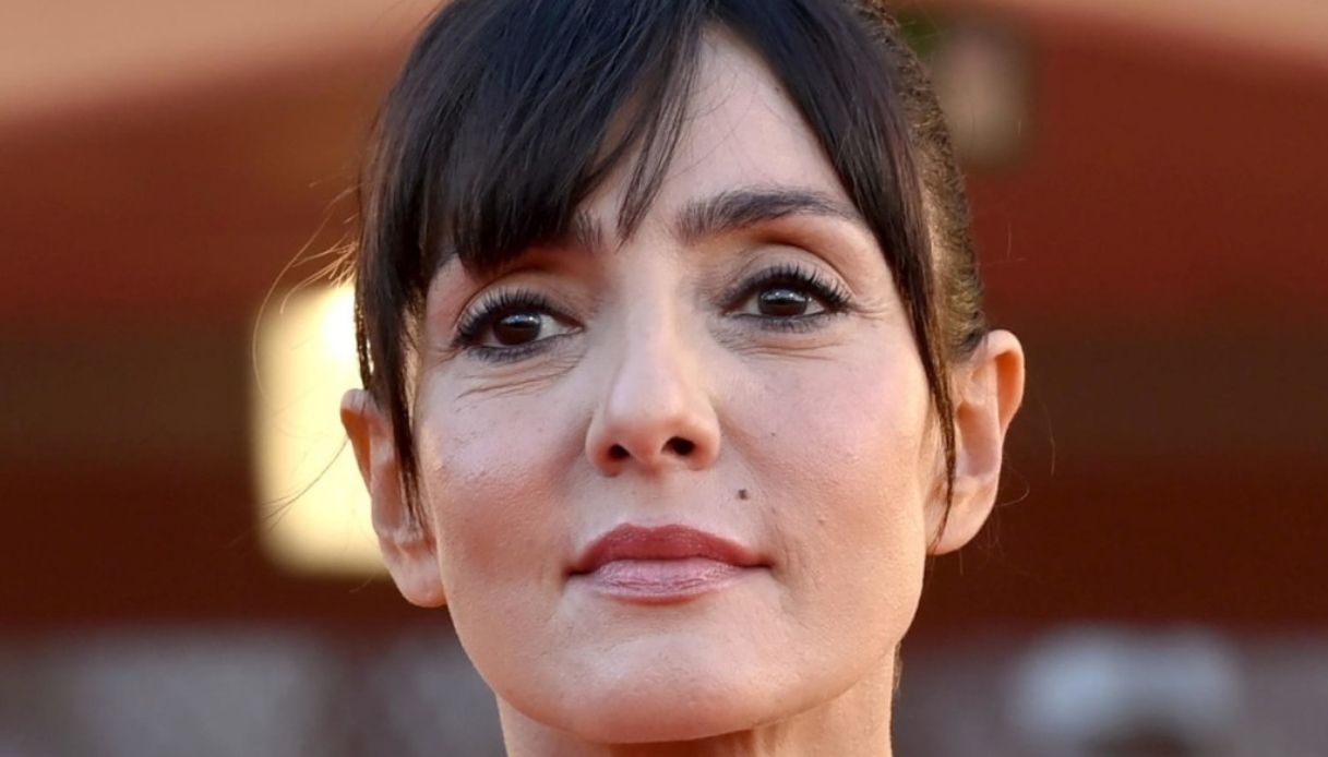 Ambra Angiolini, Striscia la Notizia ritorna sul caso: nuova stoccata