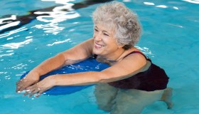 I nonni e il nuoto in inverno