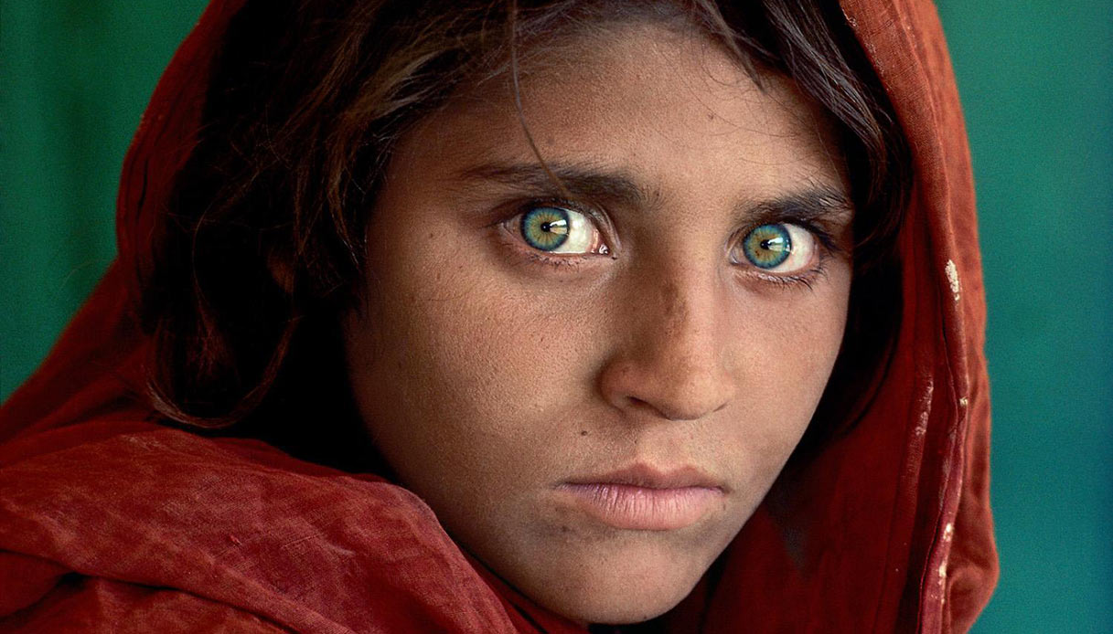 Sharbat Gula, la celebre foto della ragazza afgana