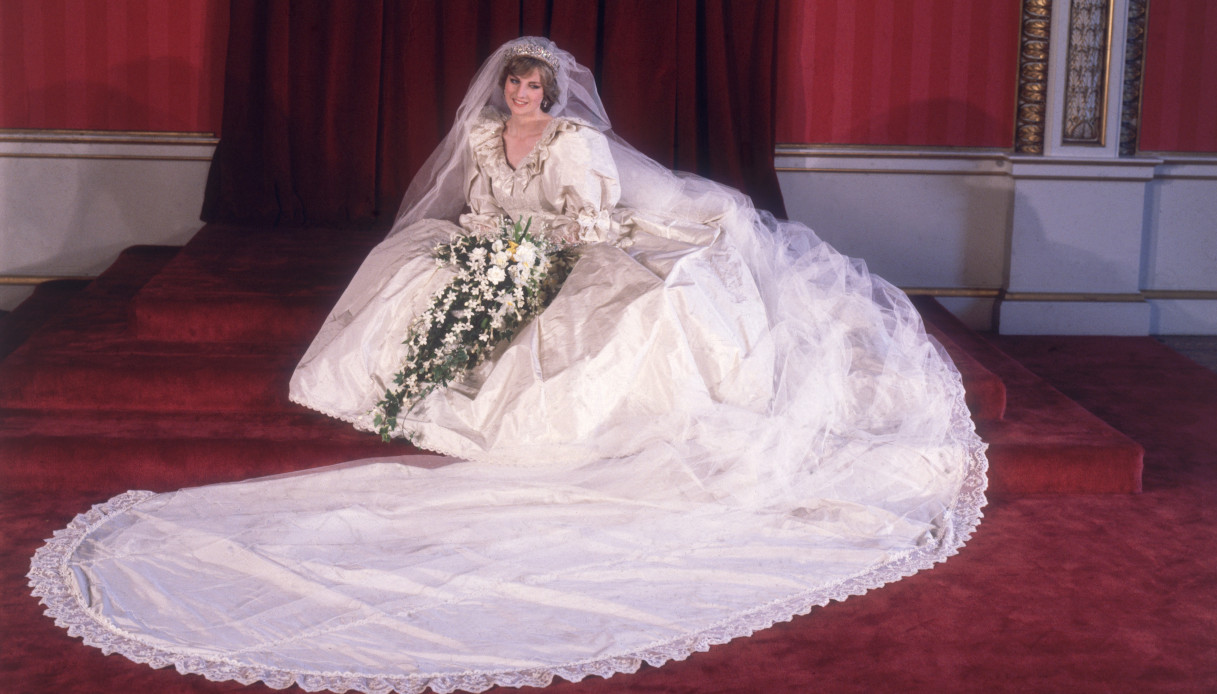 Lady Diana abito da sposa stilisti