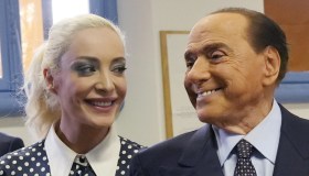 Berlusconi, la rara foto su Instagram con Marta Fascina: il suo abito è un sogno