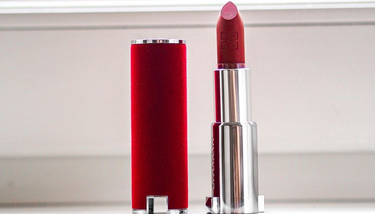 rossetto rosso Givenchy