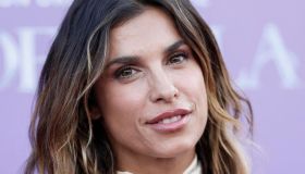 Elisabetta Canalis mostra il fisico atletico e ci fa venire voglia di estate