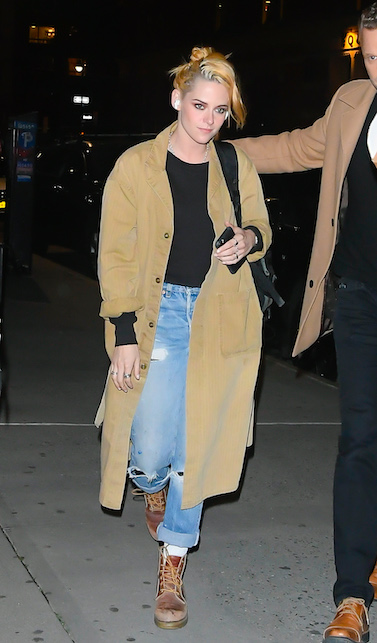 Kristen Stewart: i look street style della nuova Lady D
