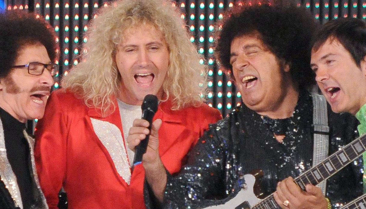 I Cugini di Campagna imitano i Måneskin: imbarazzo a L’anno che verrà