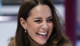 Kate Middleton osa col colore che fa sembrare ancora più magre
