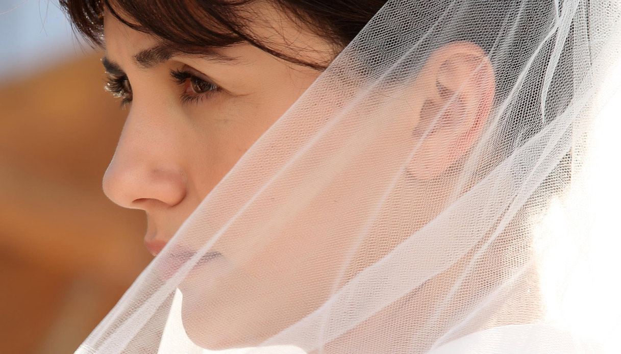 La Sposa, esordio da record e Serena Rossi si supera col suo sacrificio