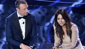 Sanremo 2022, Amadeus chiude le polemiche sul fuorionda di Sabrina Ferilli