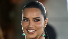 Adriana Lima è incinta: il divertente e (dolcissimo) annuncio su TikTok