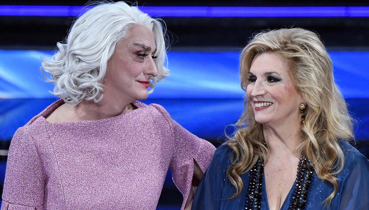 Sanremo 2022, Drusilla Foer e Iva Zanicchi: scambio di battute taglienti