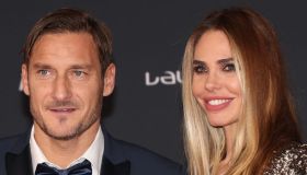 Ancora insieme e felici a settembre 2021: l’ultima uscita di Totti e Ilary Blasi a Parigi