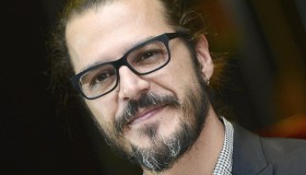 Lea, un nuovo giorno: Mehmet Günsür, l’attore turco che sfida Can Yaman