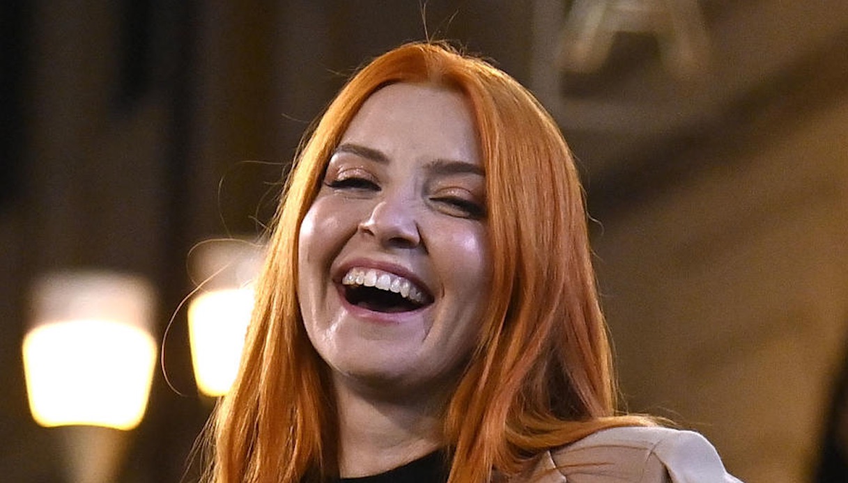 Verissimo, Noemi e la voglia di essere felice: “Ho scacciato via le tenebre”