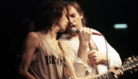 Vasco Rossi: scandali, trasgressioni, gioie e dolori di una “Vita al massimo”