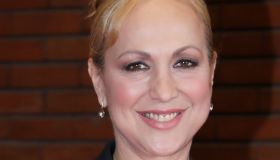 Serale di Amici, la Celentano sfoggia un carrè strepitoso. I look della prima serata