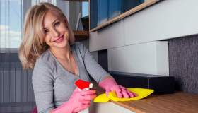 Come limitare la polvere in casa: 5 trucchi infallibili