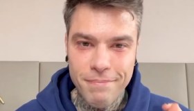Fedez, le prime parole dopo l’annuncio della malattia: il pensiero per i figli