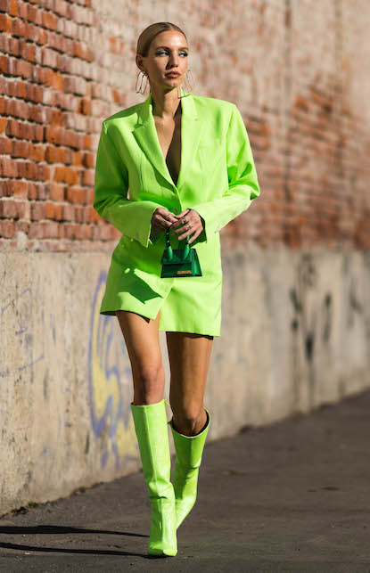 Come indossare il verde: look e abbinamenti colore