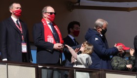 Charlene di Monaco lascia ancora soli i gemelli con Alberto