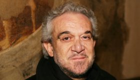 Addio a Gianni Cavina, una delle voci più incredibili dello spettacolo. Era malato da tempo