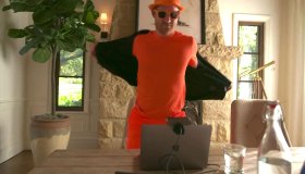 Harry, lo striptease per gli Invictus Games è imbarazzante