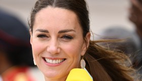 Kate Middleton, abito da mille e una notte. Poi scopre le spalle e sbaglia tutto