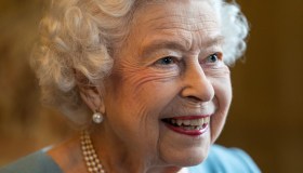 Come guadagnare 30mila sterline l’anno lavorando per la Regina