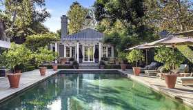 Robbie Williams, la villa di lusso a Los Angeles da quasi 50 milioni di dollari