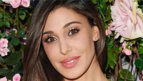 Le Iene, Belen mai così bella ed elegante: il look nero è super sensuale